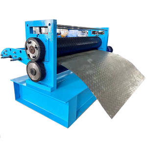 Máquina de Grabado en Relieve para Chapas Metálicas de Acero con PLC, Caja de Cambios, Bomba de Motor y Rodamiento - Voltaje Personalizado, Fácil Operación - Product Image 1