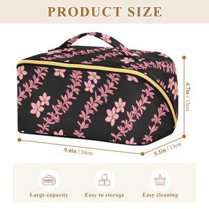 Organisateur de toilette de voyage en nylon durable noir/rose avec fermeture éclair dorée, motif de fleurs Puakenikeni, sac cosmétique personnalisé avec imprimé Hawaï - Product Image 3