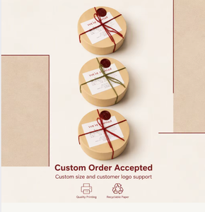 Cartellina Regalo per Matrimonio in Cartone Grigio Riciclabile con Nastro Bordeaux, Sigillo in Cera e Biglietto 'Siamo Sposi' per Bomboniere - Product Image 4