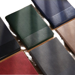 Cahier personnalisé à double matériau A5 à rayures et à coque souple 100 feuilles <span class=keywords><strong>de</strong></span> cuir PU à coque dure <span class=keywords><strong>de</strong></span> style professionnel à coudre pour l'école et le bureau - Product Image 1