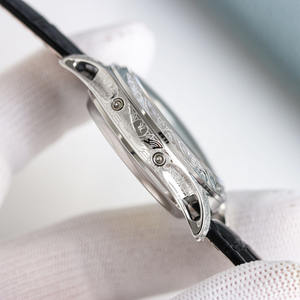 ด้วยเทคนิคการผลิตที่ซับซ้อนเป็นพิเศษ นาฬิกาสปอร์ตสำหรับพักผ่อนนี้มีฟังก์ชันการทำงานที่สมบูรณ์แบบ ซึ่งเป็นนาฬิกาสำหรับผู้ชาย - Product Image 4