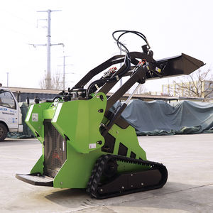 Minicargadora Compacta 560 con Motor Diésel Euro5, Multiusos, para Construcción y Trabajo Agrícola - Product Image 4