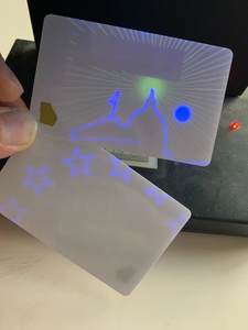 Carta di Controllo Accessi NFC in Policarbonato Personalizzata di Alta Qualità con Finestra UV Trasparente, Certificata ISO9001, Licenza ID Nazionale Impermeabile - Product Image 6