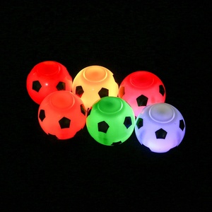 2024 GUDA Meilleures ventes Gyro lumineux LED de 5 cm en forme de petit ballon de football, Jouets de doigt anti-stress pour la décompression, Vente en gros - Product Image 6