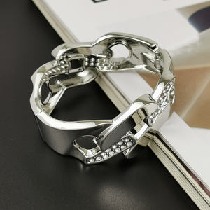High Quality Luxury Geometric Alloy <strong>Torque</strong> Bracelet Korean Rhinestone Shiny Chunky Smooth <strong>Bangle</strong> for Women Casual Jewelry - Product Image 4