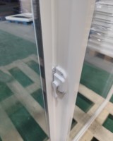Fenêtre pvc de style américain Fenêtres coulissantes en vinyle Fenêtre en vinyle à double volet à faible émissivité avec aileron de clouage