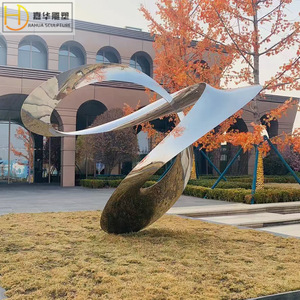 Escultura Abstracta de Cinta Metálica Jiahua, Pieza de Arte Decorativa Geométrica Irregular de Acero Inoxidable para Montaje en Suelo Exterior - Product Image 2