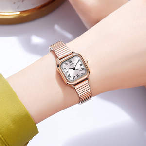 นาฬิกาควอทซ์คลาสสิกสไตล์เรโทรสำหรับผู้หญิง ดีไซน์สร้างสรรค์ กันน้ำ - Product Image 1