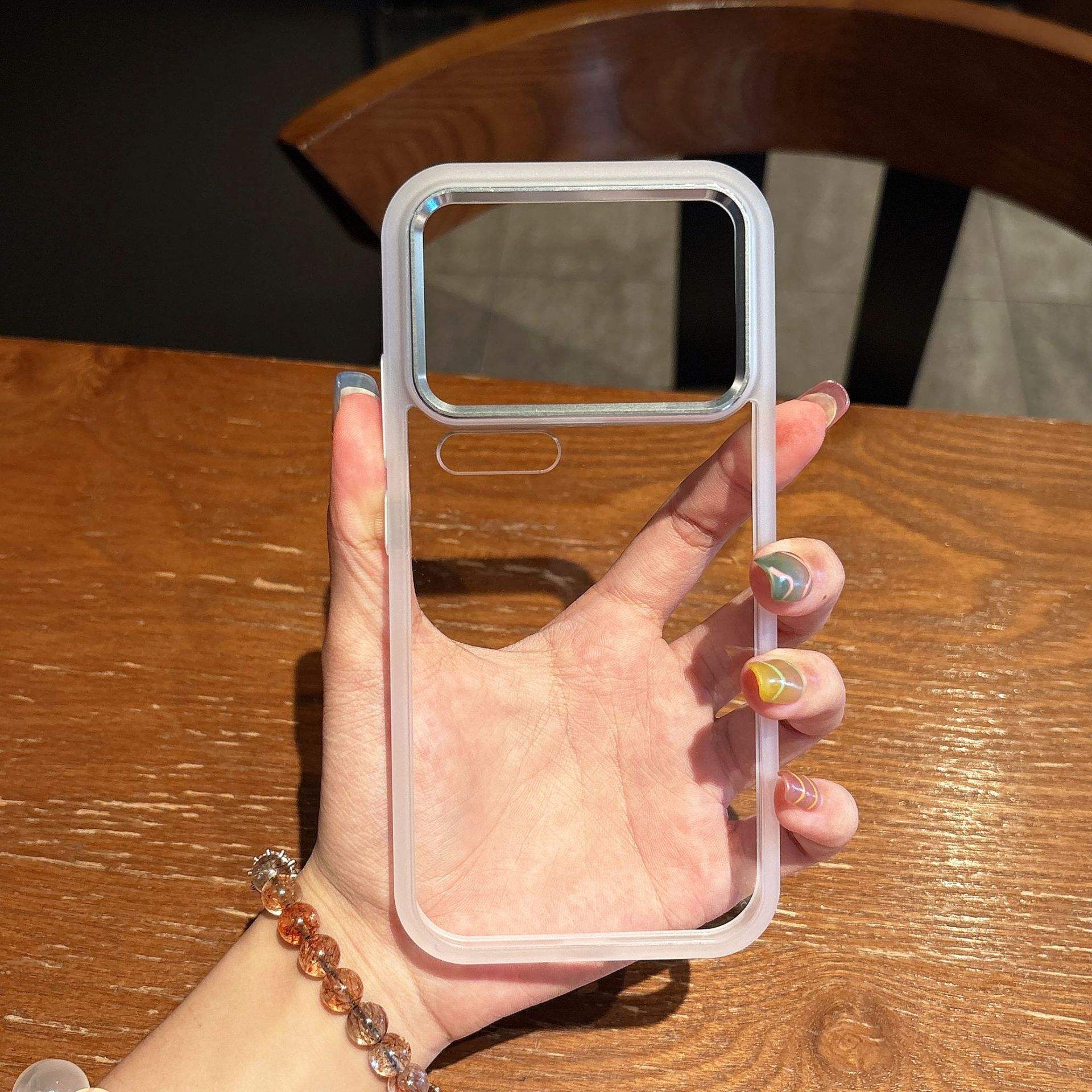 โปร่งใส