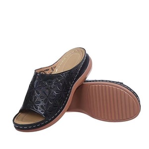 <span class=keywords><strong>Sandales</strong></span> compensées de haute qualité, grandes tailles, pour femmes, antidérapantes, légères, pour la plage, en PVC et PU imprimé, vente chaude - Product Image 6