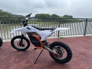 Moto tout-terrain adulte à suspension, batterie lithium 72V 30AH, roues 14/17, autonomie 80km, 6kW, moto personnalisée - Product Image 3