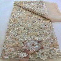 Tissu en dentelle française de luxe fait main et écologique, orné de perles et de sequins brodés délicats, pour robes de mariée élégantes