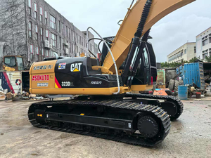 Buen estado original utilizado para excavadora sobre orugas hidráulica 323D2L Cubo de 1,2 M Peso operativo de 23 toneladas Modelo 2019 Japón - Product Image 5