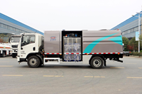 Camion de nettoyage de barrières routières électrique BYD EV 4x2 haute pression à double brosse latérale pour l'entretien routier