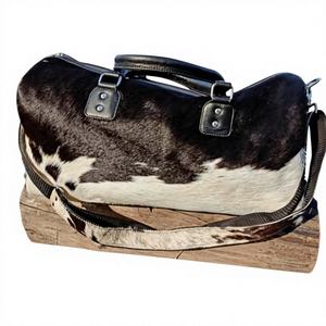 Sac de voyage rustique en cuir véritable avec poils de vache, fermeture éclair tendance, portable, vintage LHDB-0076 - Product Image 1