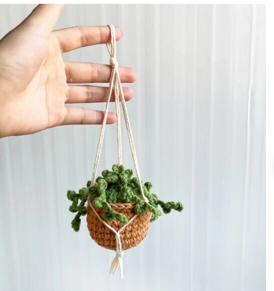 Simple hanging basket