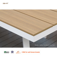 Ensemble de table à manger en aluminium blanc moderne BHR avec 6 chaises, meubles de patio extérieur pour hôtel et entrée