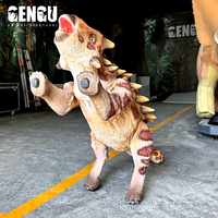 Ankylosaure animatronique basé sur un chien robot spot, dinosaure en mouvement alimenté par l'IA pour l'exposition technologique des parcs à thème