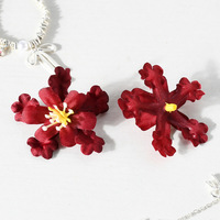 Têtes de fleurs artificielles en soie rouge, style fleur de prunier, matériaux DIY pour épingles à cheveux, accessoires de coiffure de mariage style Hanfu chinois