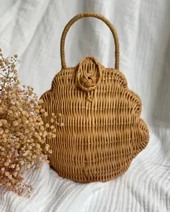 Unique Handbag Design Sea Shell Handbag with Linen Long Strap Luxury Bag for Women/Ladies Mini Bags Wholesale