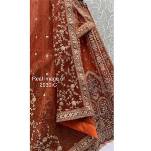 Lehenga Choli de Seda para Novia en Oferta, con Doble Dupatta y Bordado Pesado con Hilo Zari, para Recepción de Bodas y Vestimenta Nupcial - Product Image 2