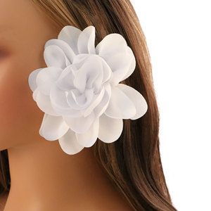 Pendientes de Flor con Diseño de Camelia Blanca Grande, Joyería para Mujer para Fiestas - Product Image 1