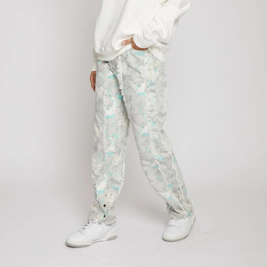 Pantalones vaqueros de señora Fabricante de pantalones vaqueros holgados personalizados para mujer Venta al por mayor de vaqueros pesados Famme - Product Image 4