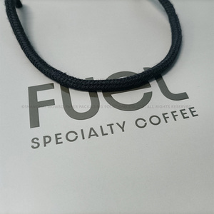 <span class=keywords><strong>2025</strong></span> Hot Túi giấy tùy chỉnh bán buôn quần áo Cửa hàng bao bì Tạ Ơn Quà tặng Túi giấy với xử lý - Product Image 4