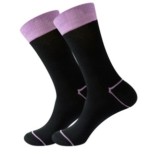 Chaussettes montantes noires pour hommes, à blocs de couleur, style Business Casual et sport, avec dessus coloré, OEM, personnalisables, vente en gros - Product Image 4