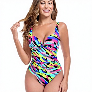 Maillot de bain une pièce en mousseline pour femme avec bonnets moulés et contrôle du ventre froncé, tenue de plage - Product Image 3