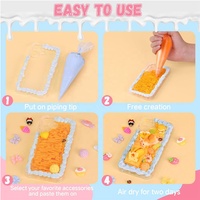 Cadeau d'anniversaire populaire : Coques de téléphone 3D en slime crème personnalisables DIY pour iPhone 13, 14, 15 avec accessoires de bricolage et breloques fraise