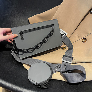 Sacs bandoulière <span class=keywords><strong>sport</strong></span> tendance, lot <span class=keywords><strong>de</strong></span> 2, <span class=keywords><strong>sac</strong></span> messager, <span class=keywords><strong>sac</strong></span> à main, <span class=keywords><strong>sac</strong></span> à bandoulière en cuir PU, chaîne, couleur unie, <span class=keywords><strong>sac</strong></span> pour <span class=keywords><strong>femme</strong></span> - Product Image 4