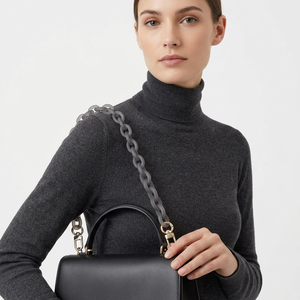 Sac à bandoulière en résine acrylique écologique personnalisé, design minimaliste noir, sac à main pour femme, fait main - Product Image 1