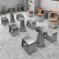 Banc d'attente en acier inoxydable brossé avec coussin en PU pour café, hall d'entrée et salle d'exposition - Vente en gros