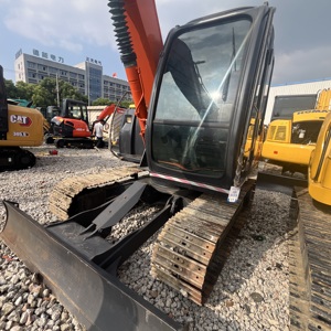 Excavatrice Hitachi ZX70 d'occasion haute performance, <span class=keywords><strong>mini</strong></span>-<span class=keywords><strong>pelle</strong></span> sur chenilles de 7 tonnes et ZX60 pour les travaux de construction, d'agriculture, de terrassement et de jardinage - Product Image 4