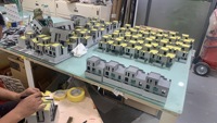 Maqueta Arquitectónica de Villa Unifamiliar de Diseño Rústico, Económica y de Alta Calidad, en Plástico ABS Verde y Blanco