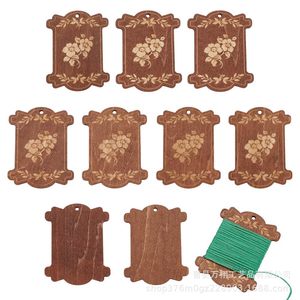 Planche à bobines en bois pour fil à broder, fil à coudre en coton, organisateur de cordes perlées DIY, forme rectangulaire marron - Product Image 1