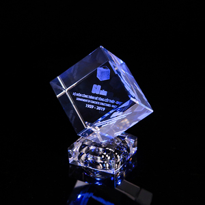 Custom Wholesale Souvenir Gifts Laser 3d Crystal Cube <strong>Paperweight</strong> square Shaped Crystal <strong>Paperweight</strong> - Product Image 6