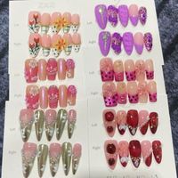 Faux ongles carrés réutilisables faits à la main, à presser, styles aléatoires