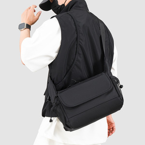 Sac bandoulière étanche pour poitrine, sac banane de randonnée, sac tactique en polyester personnalisé avec sangle d'épaule - Product Image 2