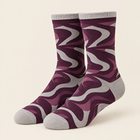 Chaussettes personnalisées à motif répété, chaussettes imprimées à motif artistique, chaussettes en polyester et coton, chaussettes personnalisées avec impression artistique, épreuve d'art