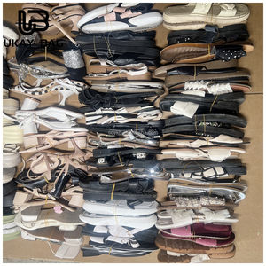 S14 Vente en Gros d'Usine Chaussures et Sandales d'Occasion Mixtes pour Femme de Corée Balles de Chaussures à Talons Hauts Tendance de Seconde Main pour Femme - Product Image 4