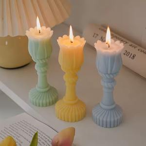 Velas Aromáticas Hechas a Mano en Diferentes Formas, Regalo Único para Decoración del Hogar, Vela con Forma de Tulipán y Loto - Product Image 1