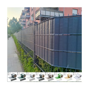 Bande de protection de jardin en PVC rayé résistant aux UV, 0,19 x 35 m + 20 clips, bande de protection de jardin, ruban de clôture pour clôture en treillis métallique double - Product Image 1