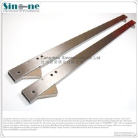 Système de sélection de porte à installation encastrée pour portes plates, disponible pour 42'', 52'', 62'', 70'', à utiliser avec barre de remplissage