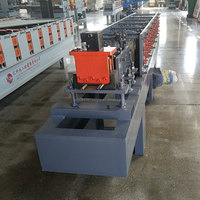 Machine de formage à froid pour portes à lamelles en acier, norme d'exportation, prix d'usine