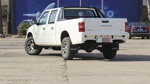 JX <span class=keywords><strong>Auto</strong></span> <span class=keywords><strong>Isuzu</strong></span> D-MAX <span class=keywords><strong>Pickup</strong></span> Original 2025 3.0T Diesel 2WD Automatique Véhicule Tout-Terrain Euro VI - Product Image 6