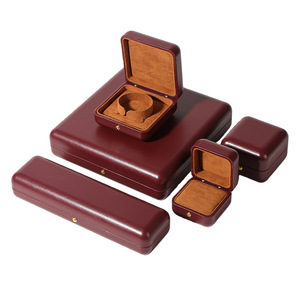 Caja de Joyería de Lujo - Caja para Collar de Diamantes y Piedras Preciosas Color Rojo Vino - Caja de Joyería de Cuero Europeo de Alta Gama - Hecho a Medida - Product Image 5
