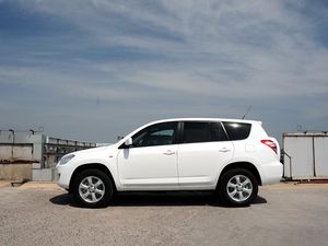 Auto <span class=keywords><strong>Usata</strong></span> RAV4 2.0L Euro IV SUV Benzina Automatica 2WD Colore Bianco del 2011 - Product Image 2