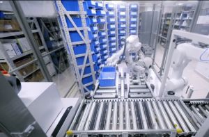 Fábrica farmacéutica Logística de almacén inteligente Navegación visual AGV Paletizado KUKA KR300 FANUC <span class=keywords><strong>Robot</strong></span> de alta carga - Product Image 5